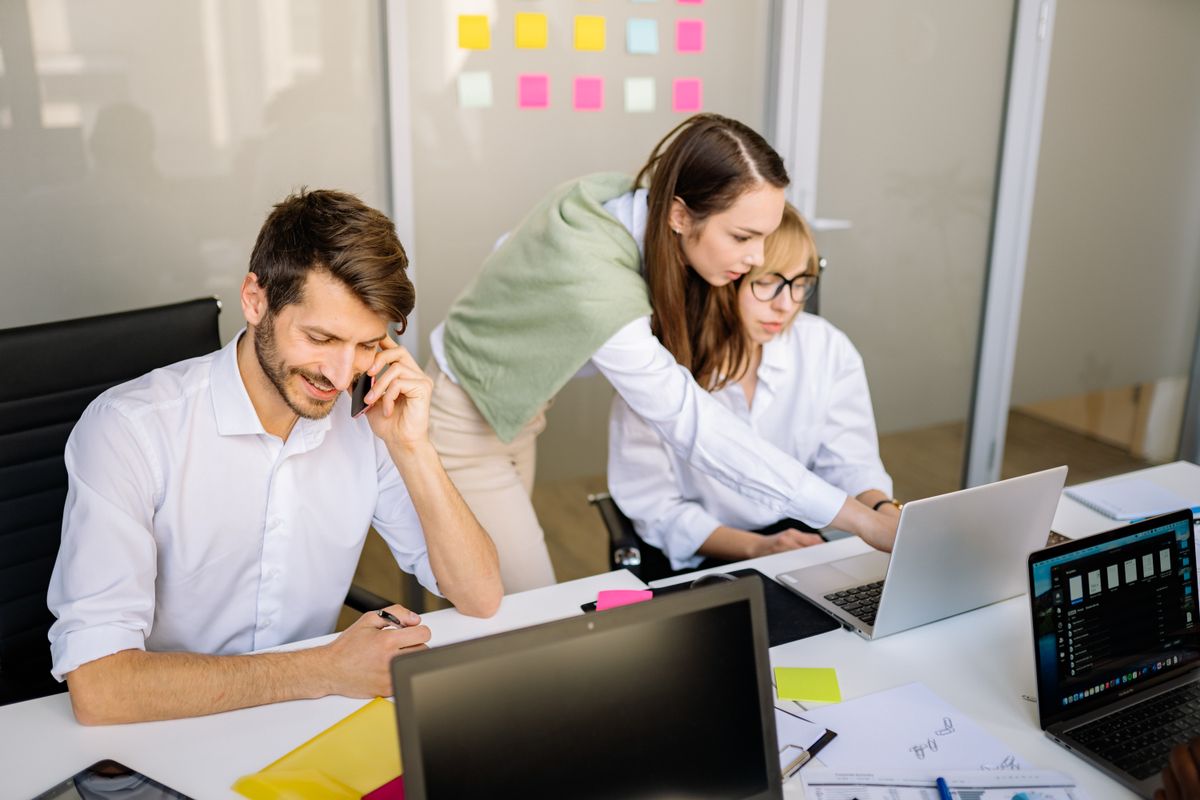 Scheduling assistant